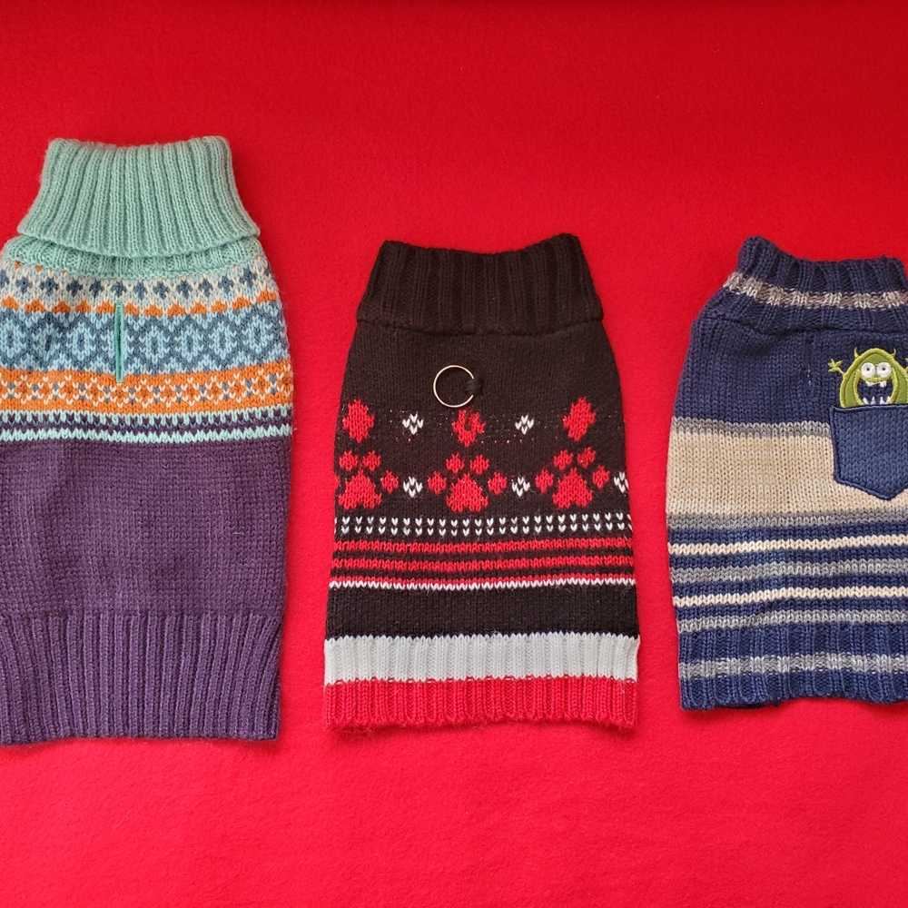 Cozy Knit Dog Sweater Set Of 3-Multicolor Size XXS.